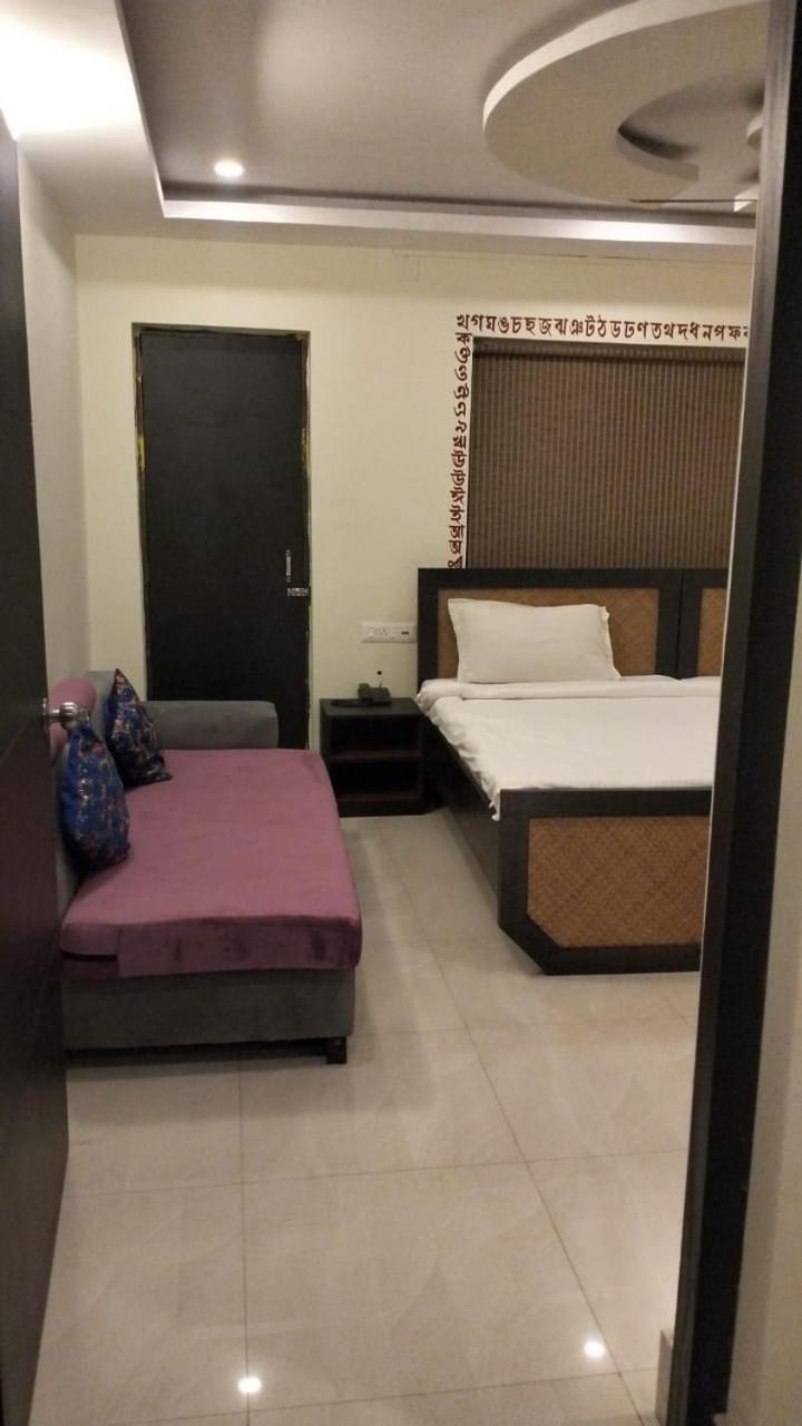 Hotel Kolam Shānti Niketan Dış mekan fotoğraf